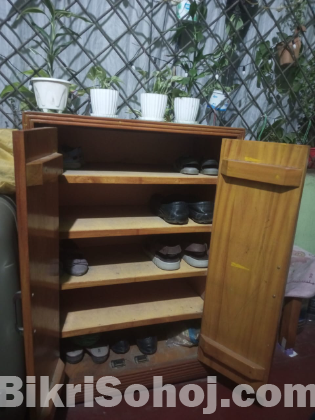 সোফা ও জুতার র‍্যাক কম্ব